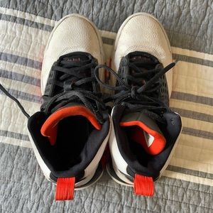 Nike Jordan Jumpman shoes size 6Y